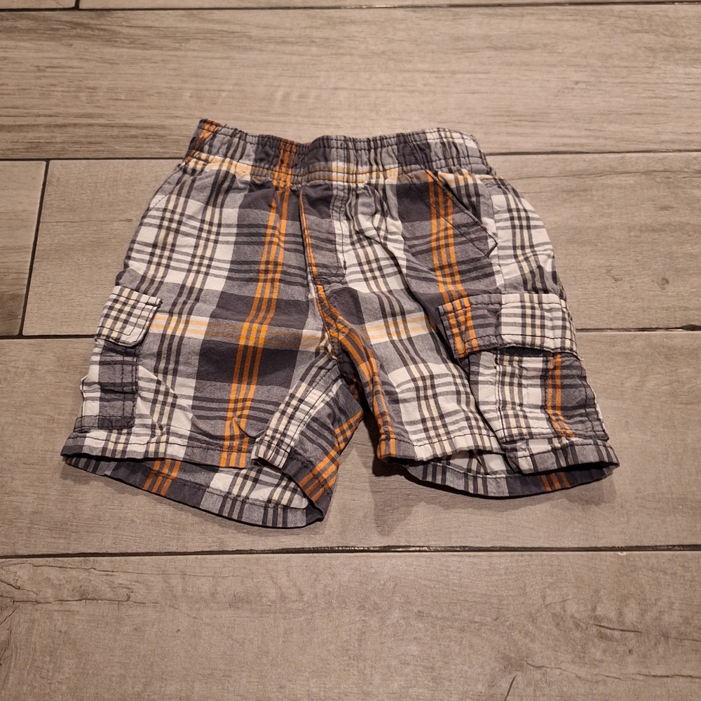 🍁Osh Kosh plaid toddler shorts🦋